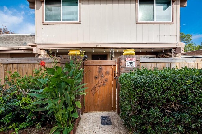 Building Photo - 4417 Westminster Dr