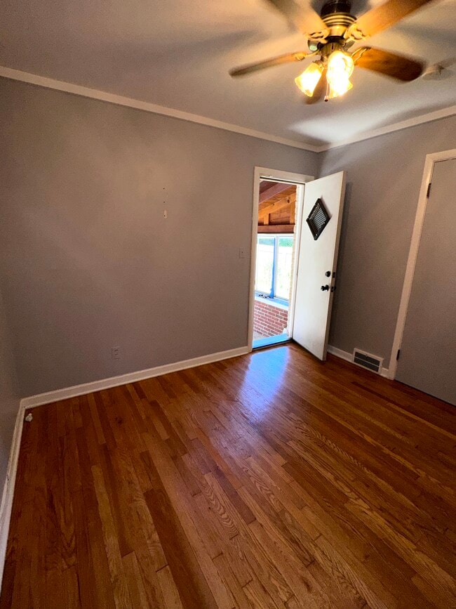 Building Photo - 20109 Stotter St