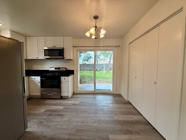 Building Photo - 3618 Manzana St