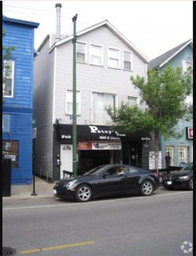 Building Photo - 2825 N Lincoln Ave