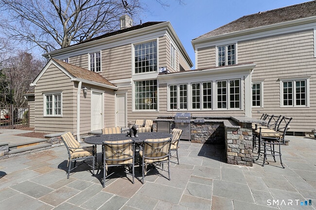 Building Photo - 278 Sunnieholme Dr