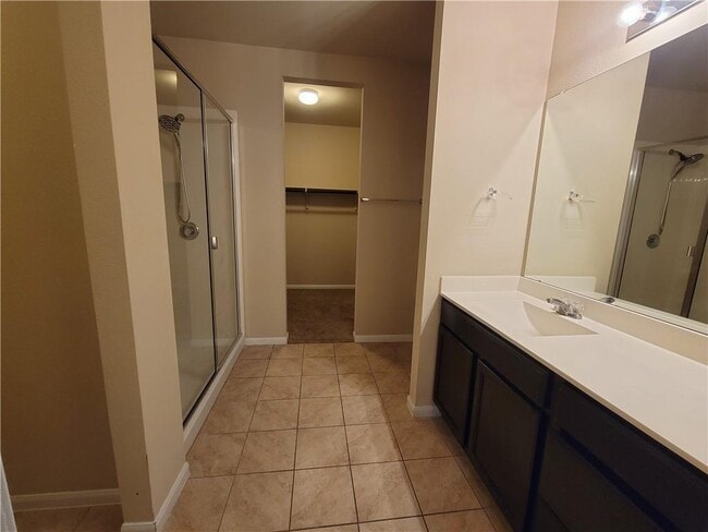 Building Photo - 405 Libani Ln