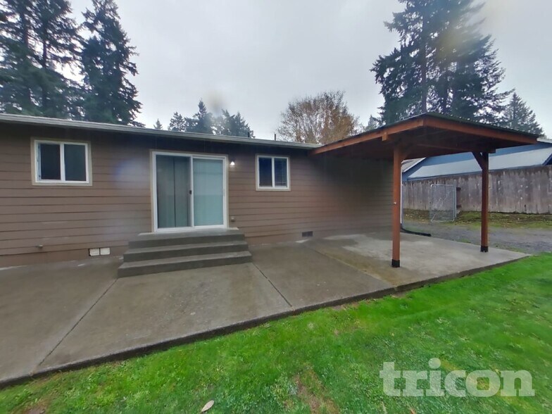 Building Photo - 6515 193rd Ave E