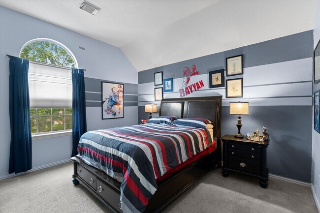 Building Photo - 51 N Scribewood Cir