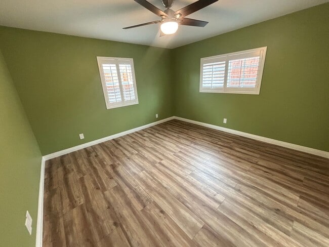 Building Photo - Brand new private back house available now in Downey