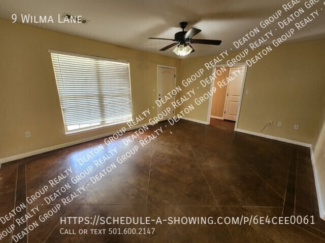 Building Photo - 9 Wilma Ln