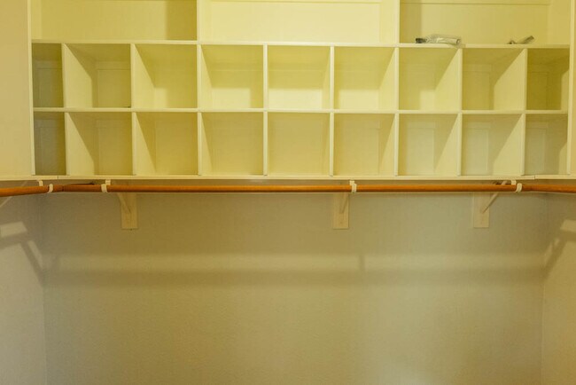 Building Photo - 404 Grisham Dr