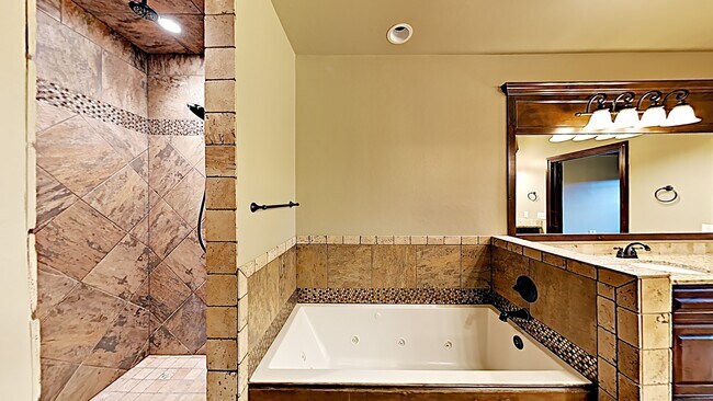 Building Photo - 4 Bedroom home in Rose Creek - DEER CREEK SCHOOLS