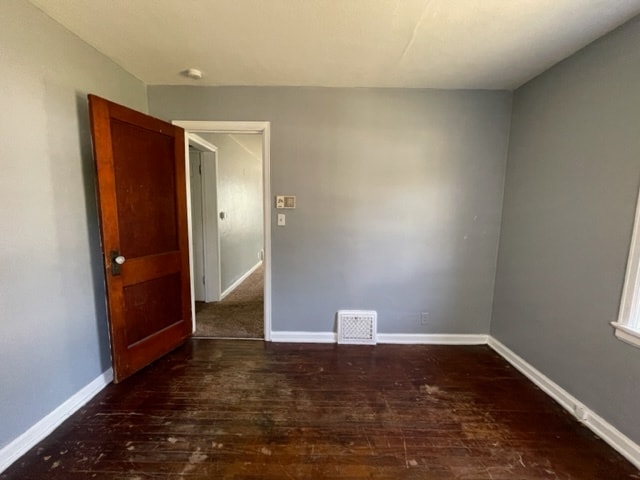 Building Photo - 1650 Huey St