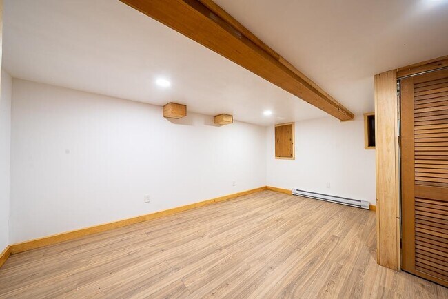 Building Photo - 30 Stickney Rd