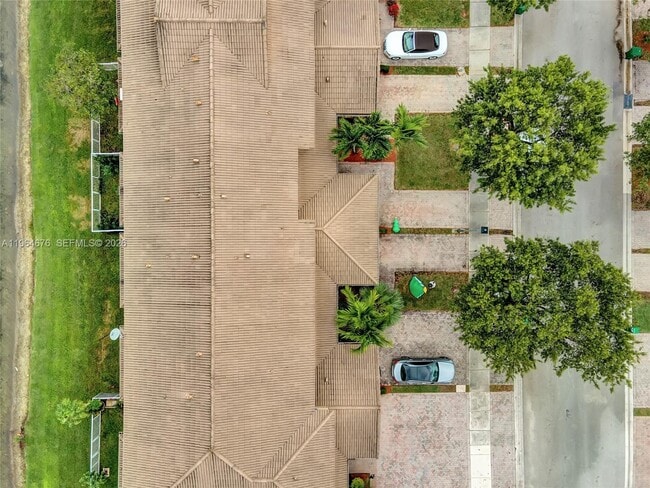 Building Photo - 9115 Chambers St