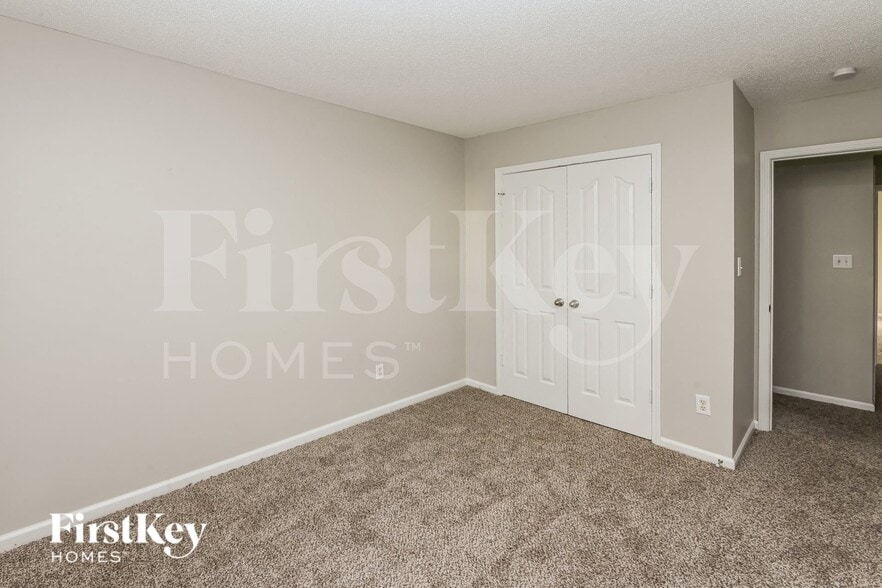 Building Photo - 8620 Galena View Dr