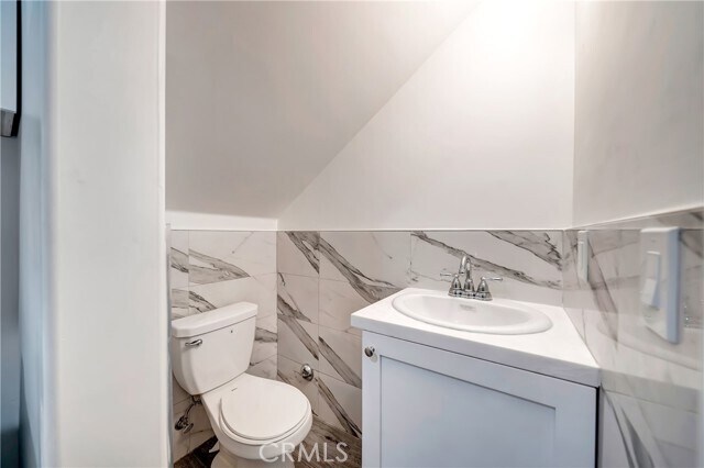 Building Photo - 1101 N Maclay Ave