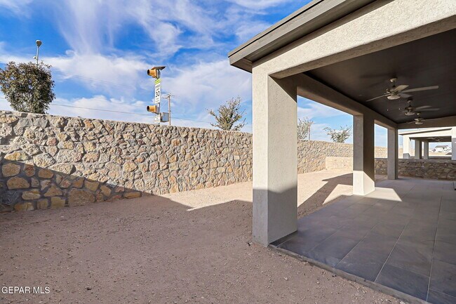 Building Photo - 12929 Powick Dr