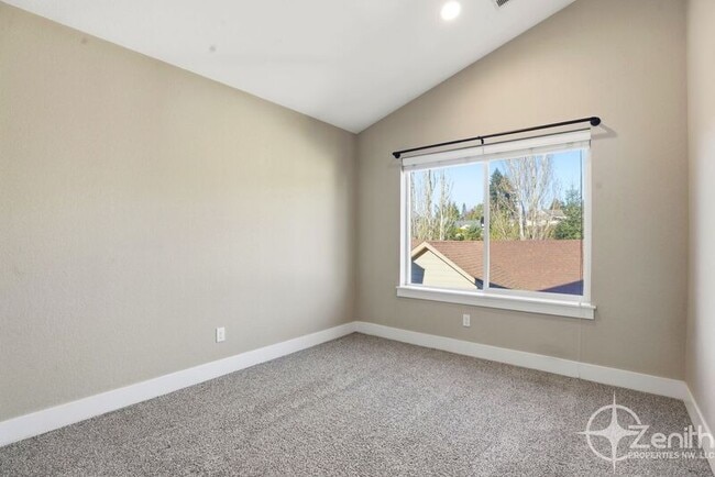 Building Photo - 3906 Nicholson Rd