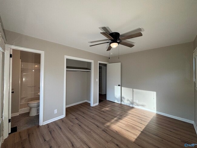 Building Photo - 510 Clift Dr