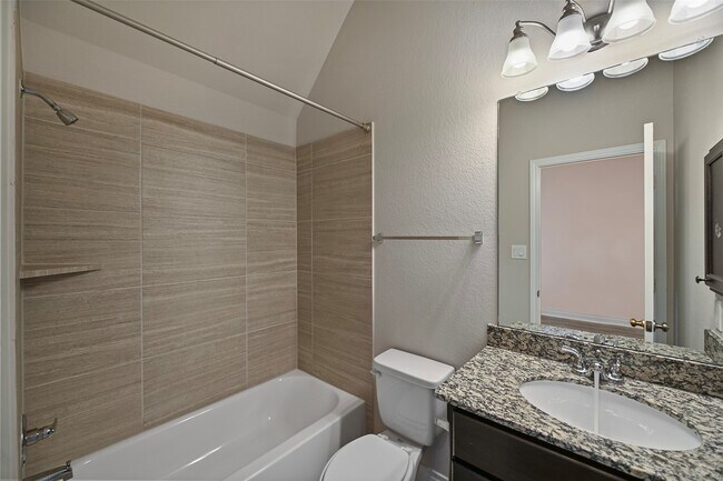 Building Photo - 1346 Mystic River Ln