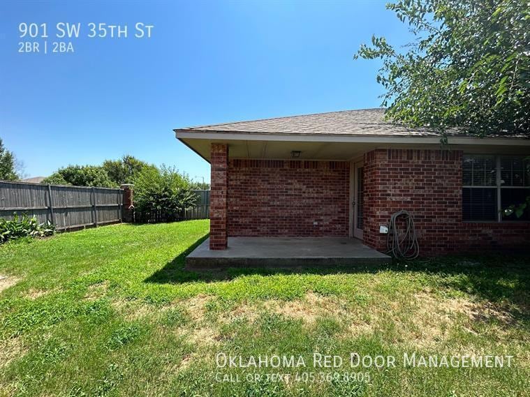 Building Photo - 901 SW 35th St