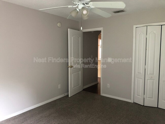 Building Photo - 12857 Chets Creek Dr N