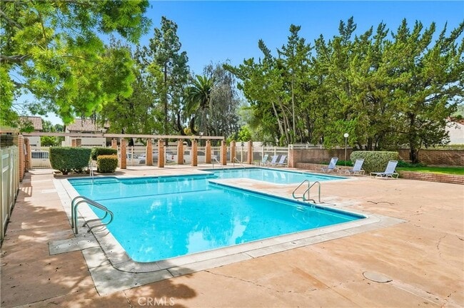 Building Photo - 30692 Calle Chueca