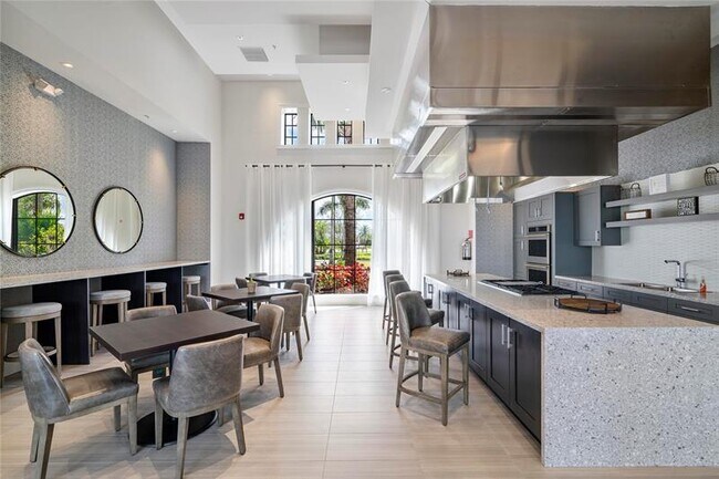 Building Photo - 11785 Waterway Cir