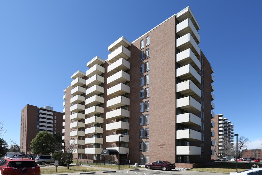Primary Photo - Korsakov Apartments