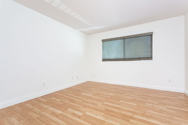 Building Photo - Condo at Adela in Normal Heights