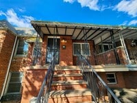 Building Photo - 1355 E 99th St