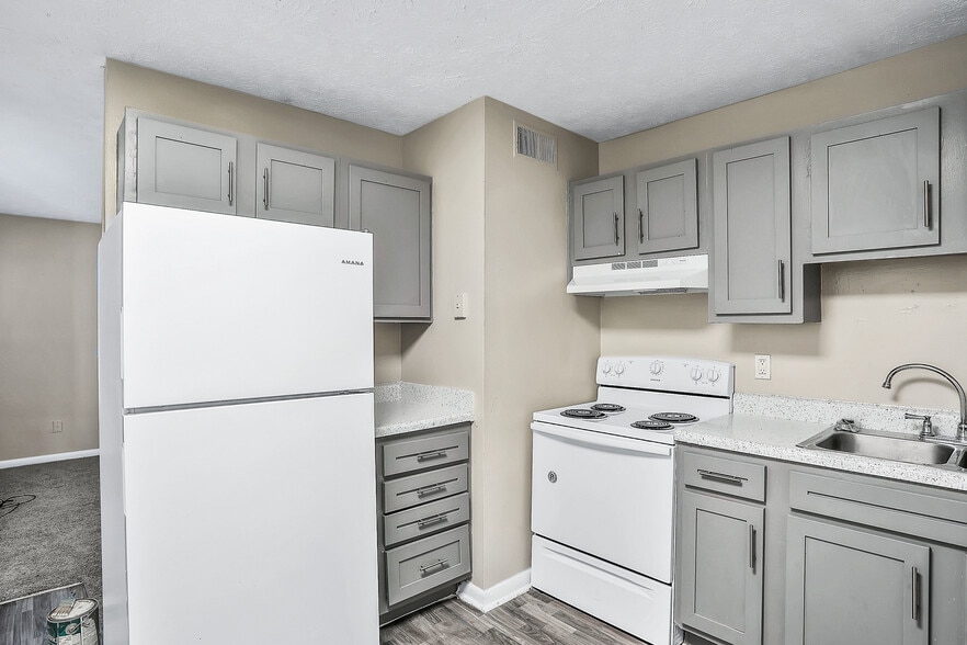 Building Photo - Hyde Grove