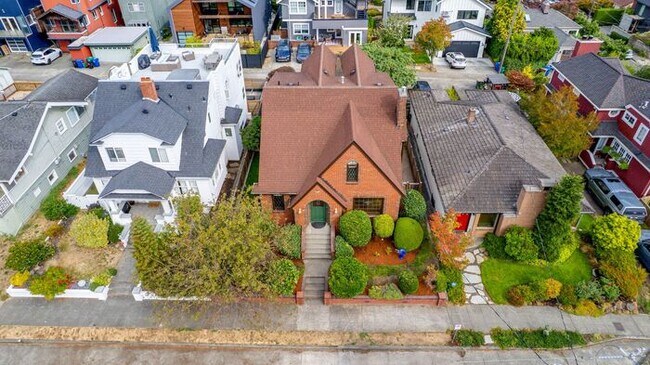 Building Photo - Stunning Air Conditioned 1931 Tudor in Coveted Admiral w/ Views