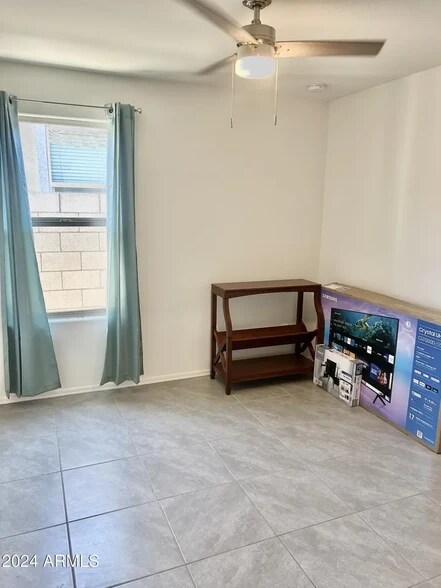 Building Photo - 2923 W Monte Way