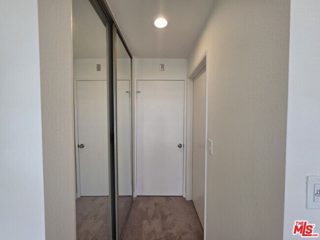 Building Photo - 8505 Gulana Ave