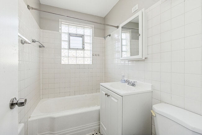 Building Photo - 2645 W Gregory St