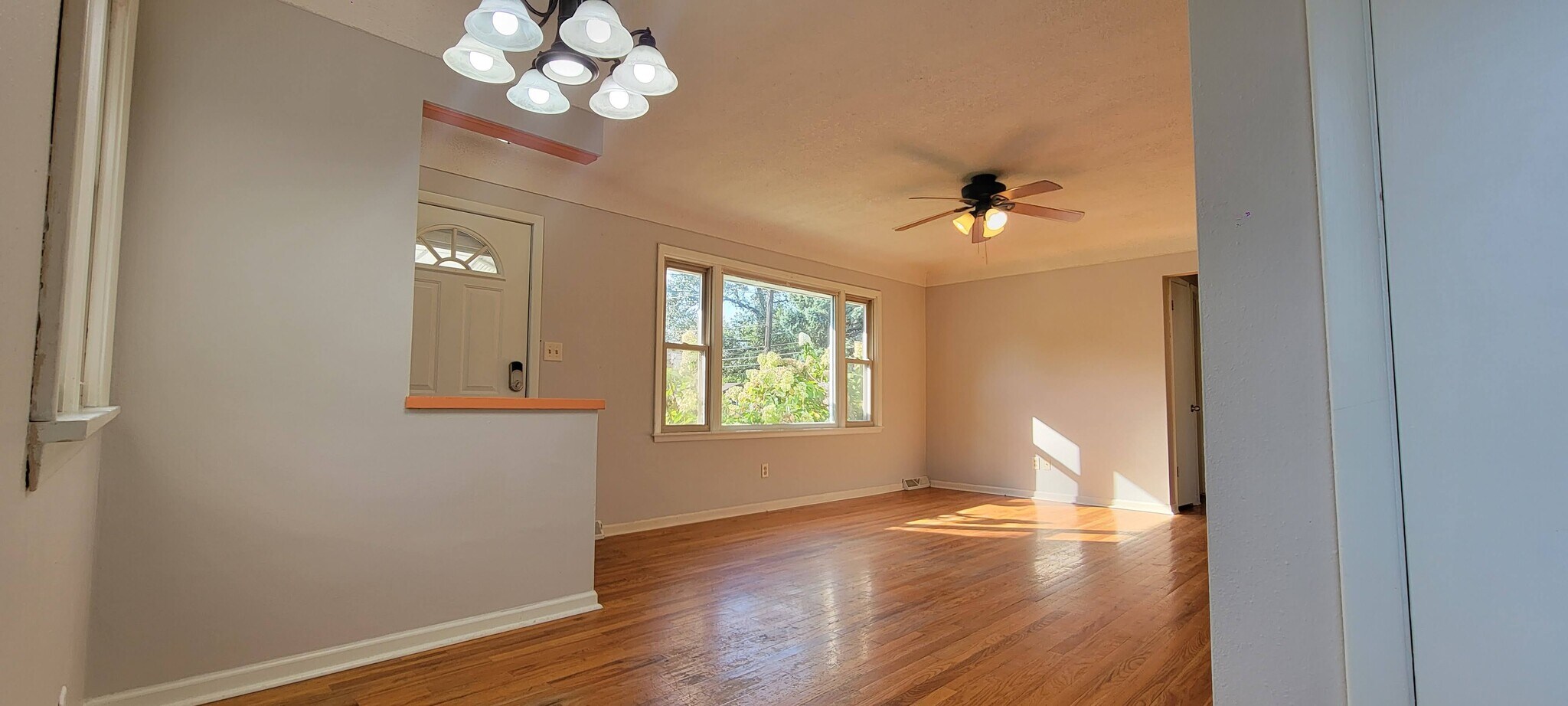 Building Photo - 3901 SW 7th St