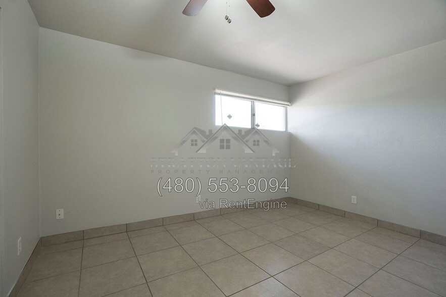 Building Photo - 1814 W Frier Dr