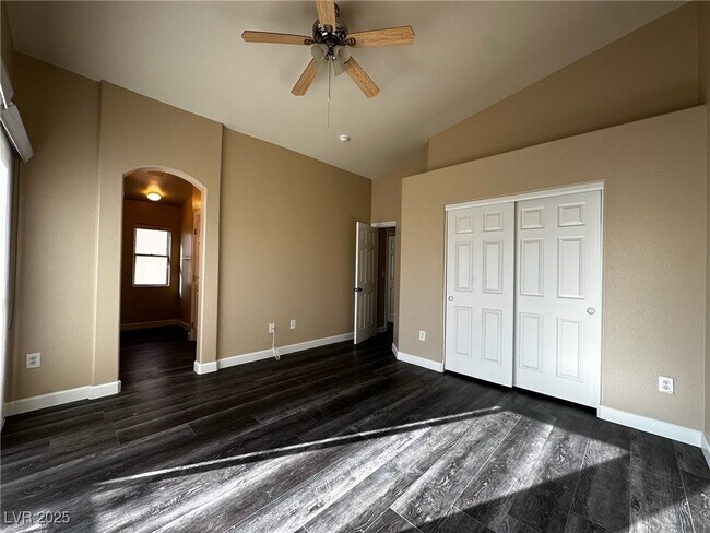 Building Photo - 9125 Fish Tail Ave