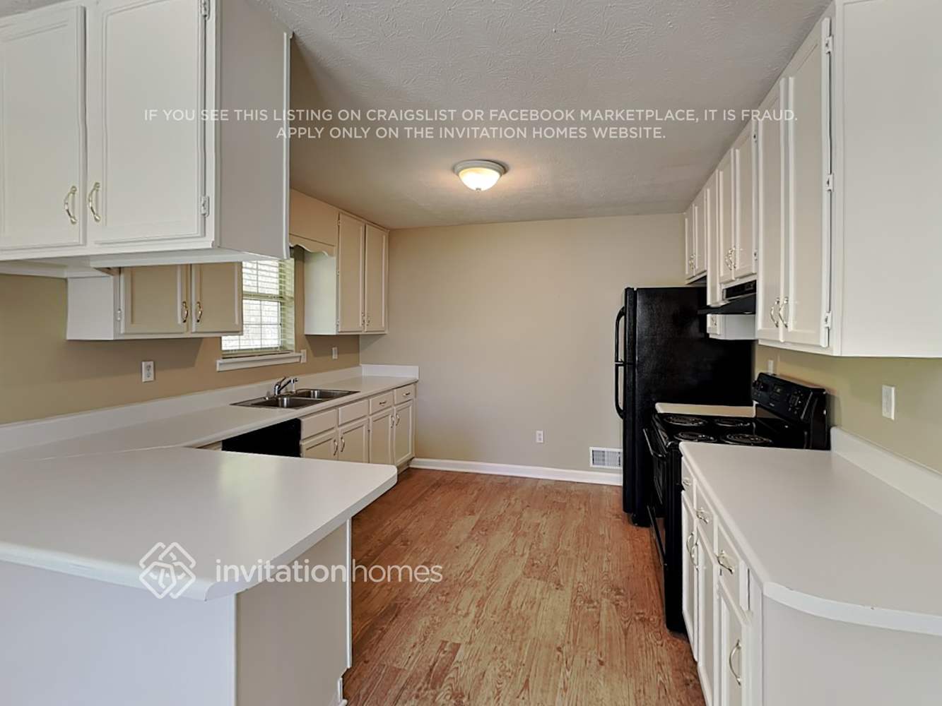 Building Photo - 249 King William Dr