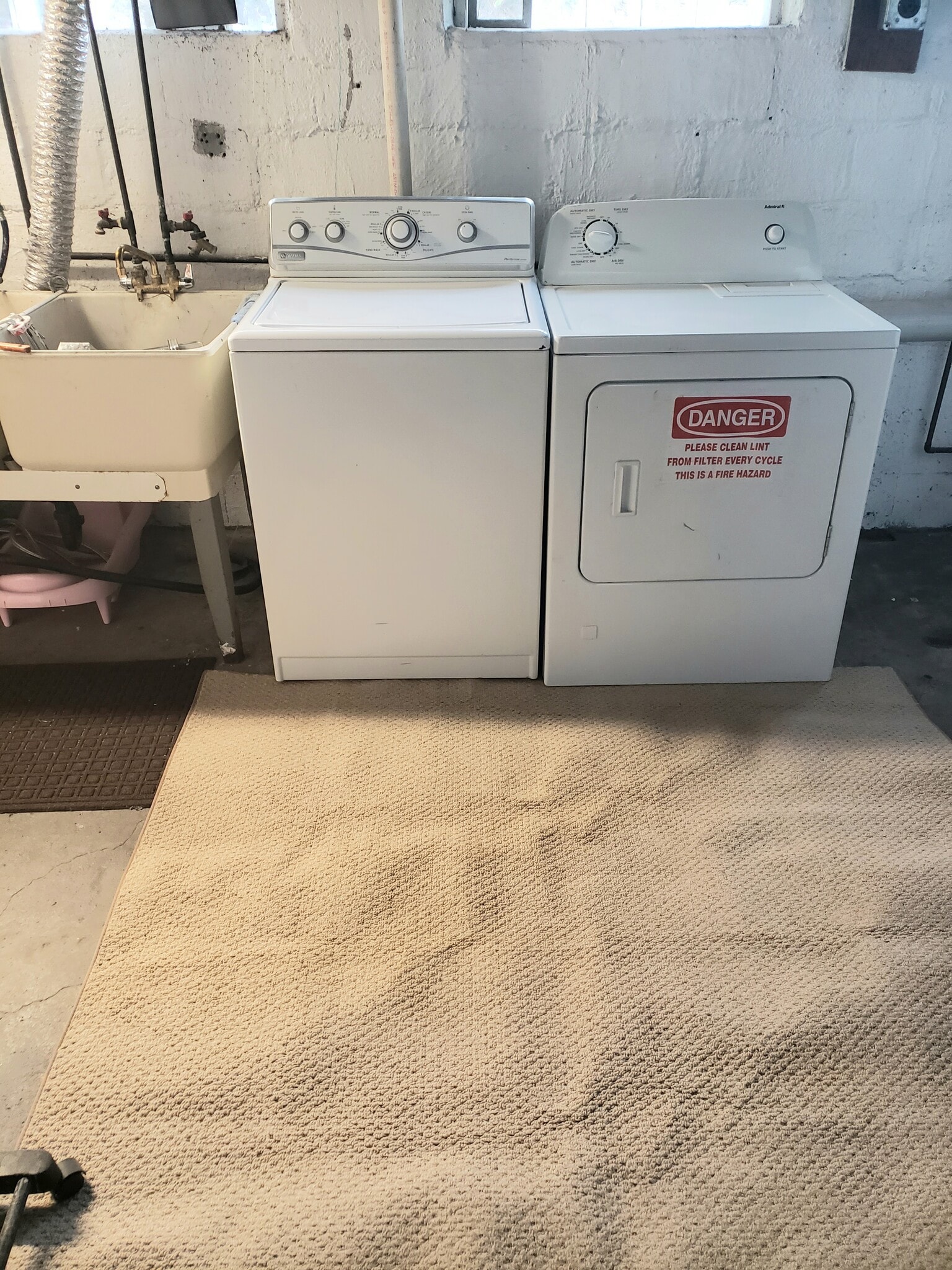 Washing machine, dryer, and utility sink provided - 201 Richbarn Rd