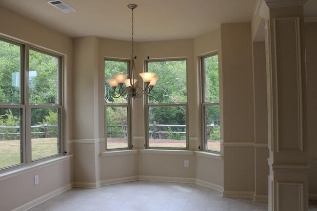 Building Photo - 3572 Brockenhurst Dr