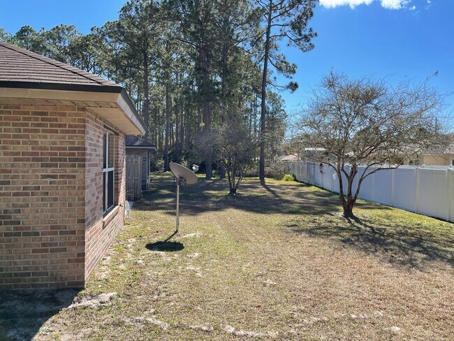 Building Photo - 24 Bunker View Dr
