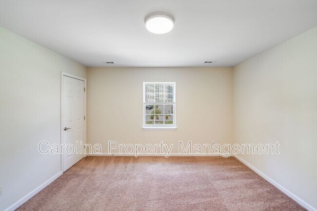 Building Photo - 3425 Anson St