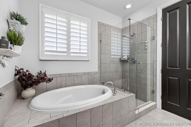 Building Photo - 622 Windward Cir S