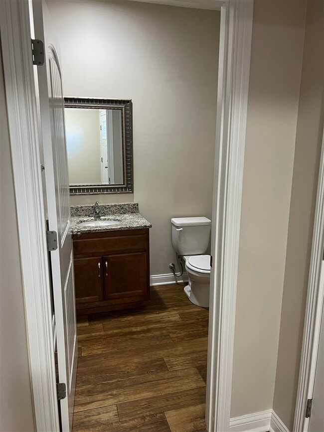 Building Photo - 593 Springfield Blvd