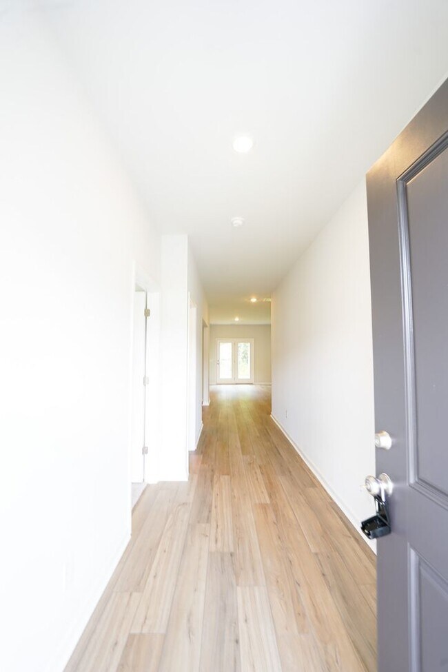 Building Photo - Available Soon!