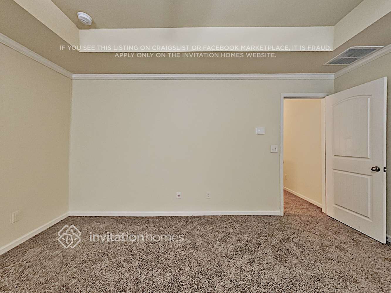 Building Photo - 906 Grenier Terrace NE