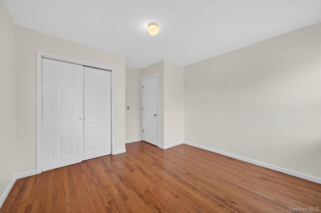 Building Photo - 82 Walton Terrace