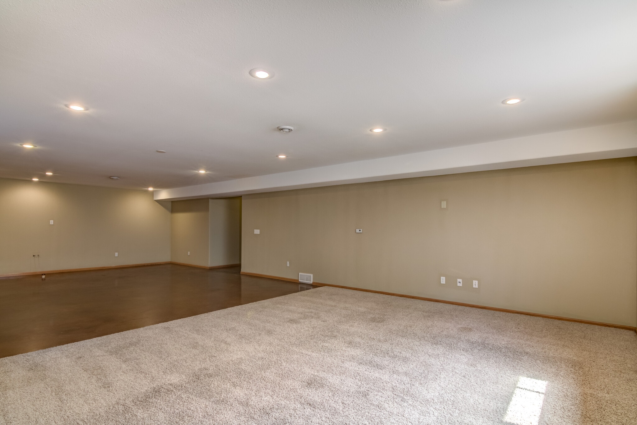 Building Photo - 3904 London Rd