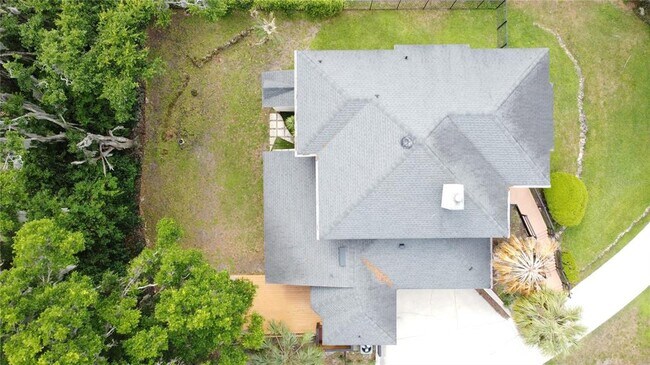 Building Photo - 6846 Lake View Dr