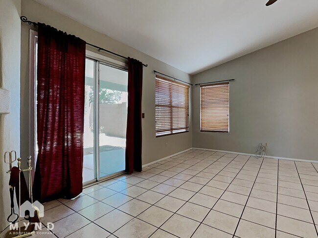 Building Photo - 3828 W Mariposa Grande Ln