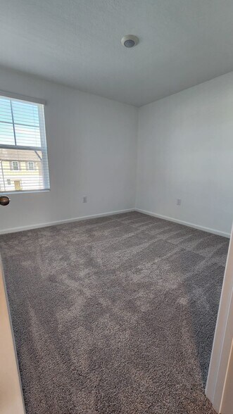 Building Photo - 3314 Vesara Dr